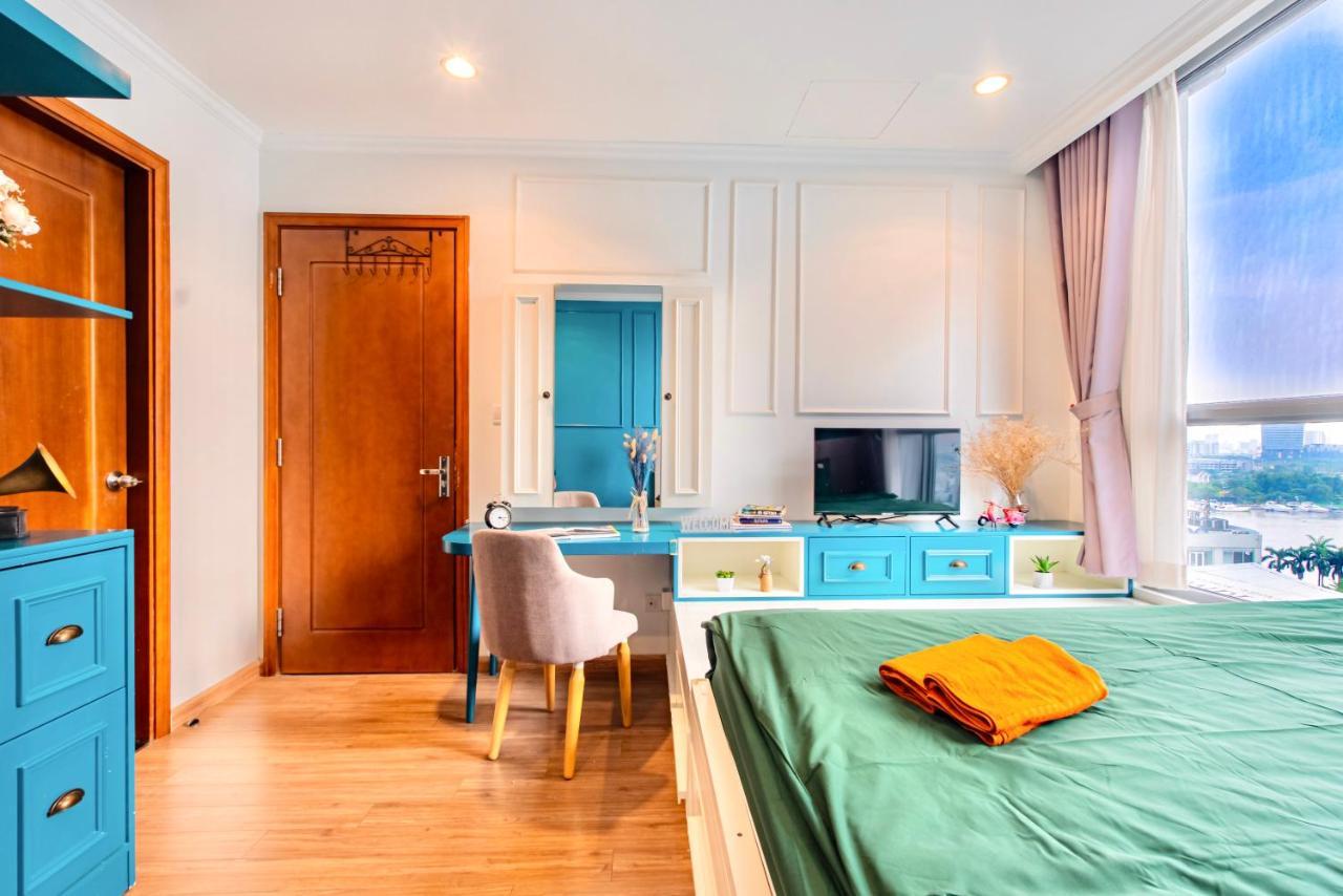 Moxy Hcmc Aparts - Vinhomes Central Park, Ice Rink Ho Şi Min Dış mekan fotoğraf