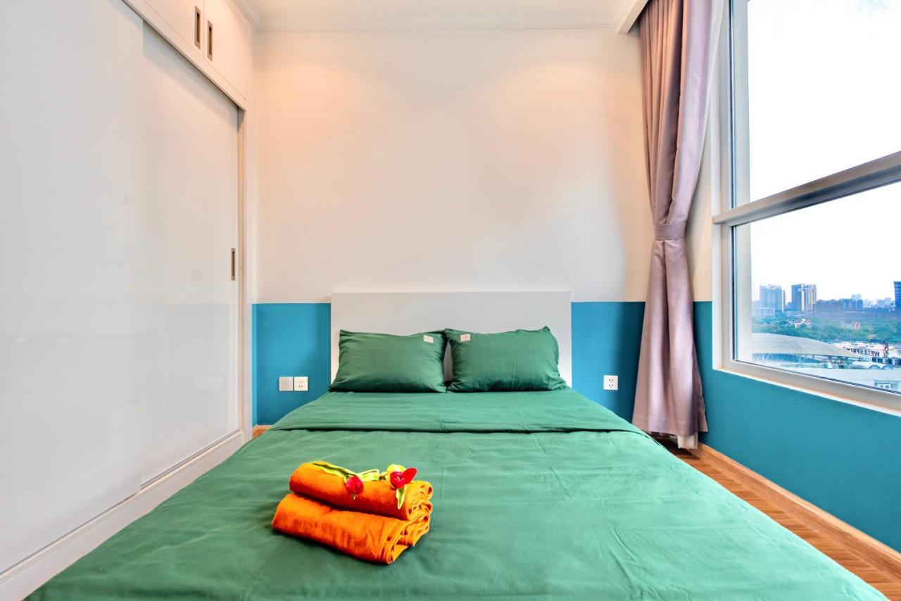 Moxy Hcmc Aparts - Vinhomes Central Park, Ice Rink Ho Şi Min Dış mekan fotoğraf