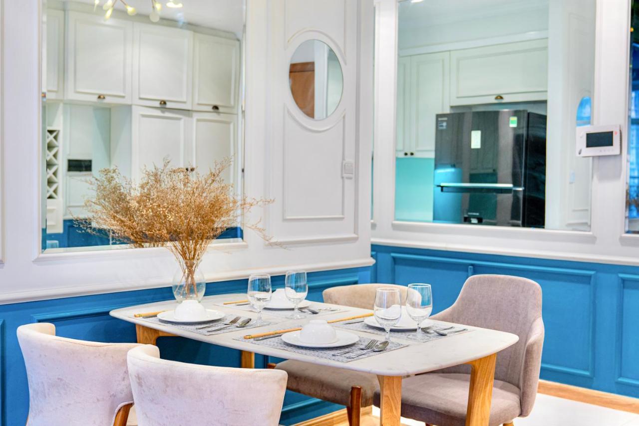 Moxy Hcmc Aparts - Vinhomes Central Park, Ice Rink Ho Şi Min Dış mekan fotoğraf