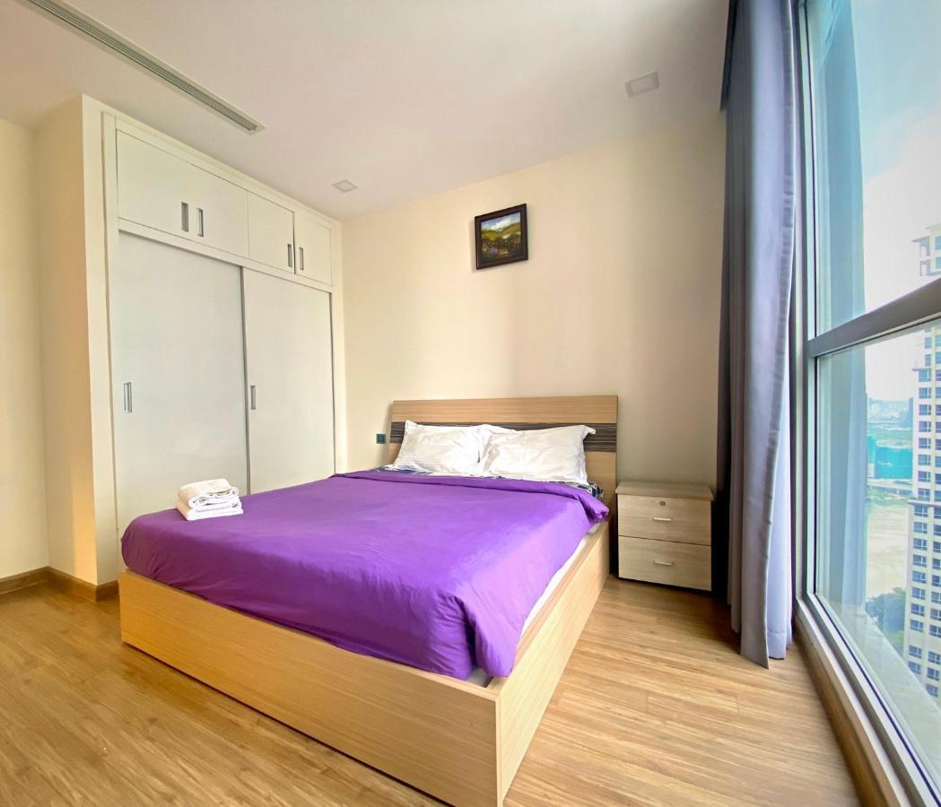 Moxy Hcmc Aparts - Vinhomes Central Park, Ice Rink Ho Şi Min Dış mekan fotoğraf