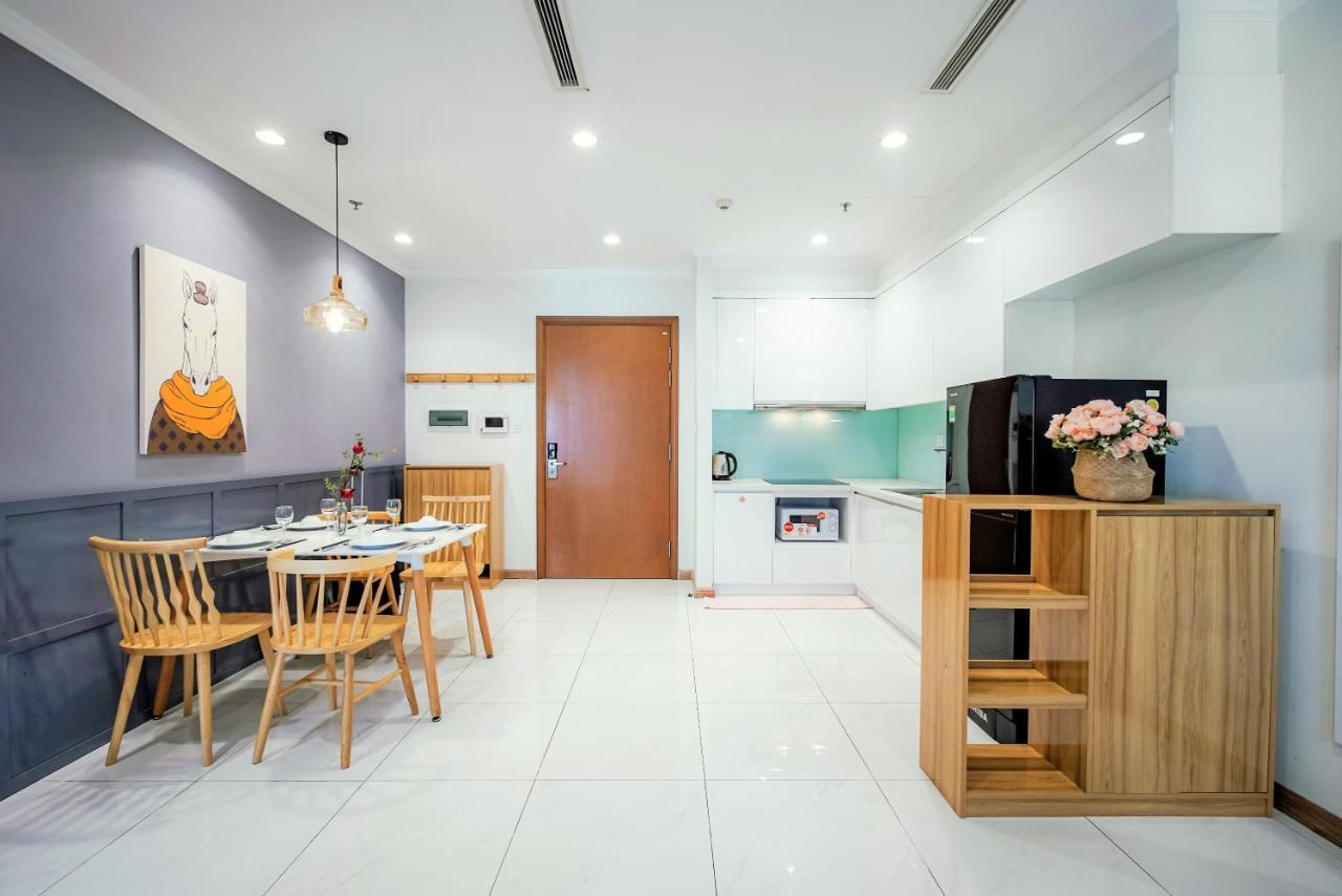 Moxy Hcmc Aparts - Vinhomes Central Park, Ice Rink Ho Şi Min Dış mekan fotoğraf