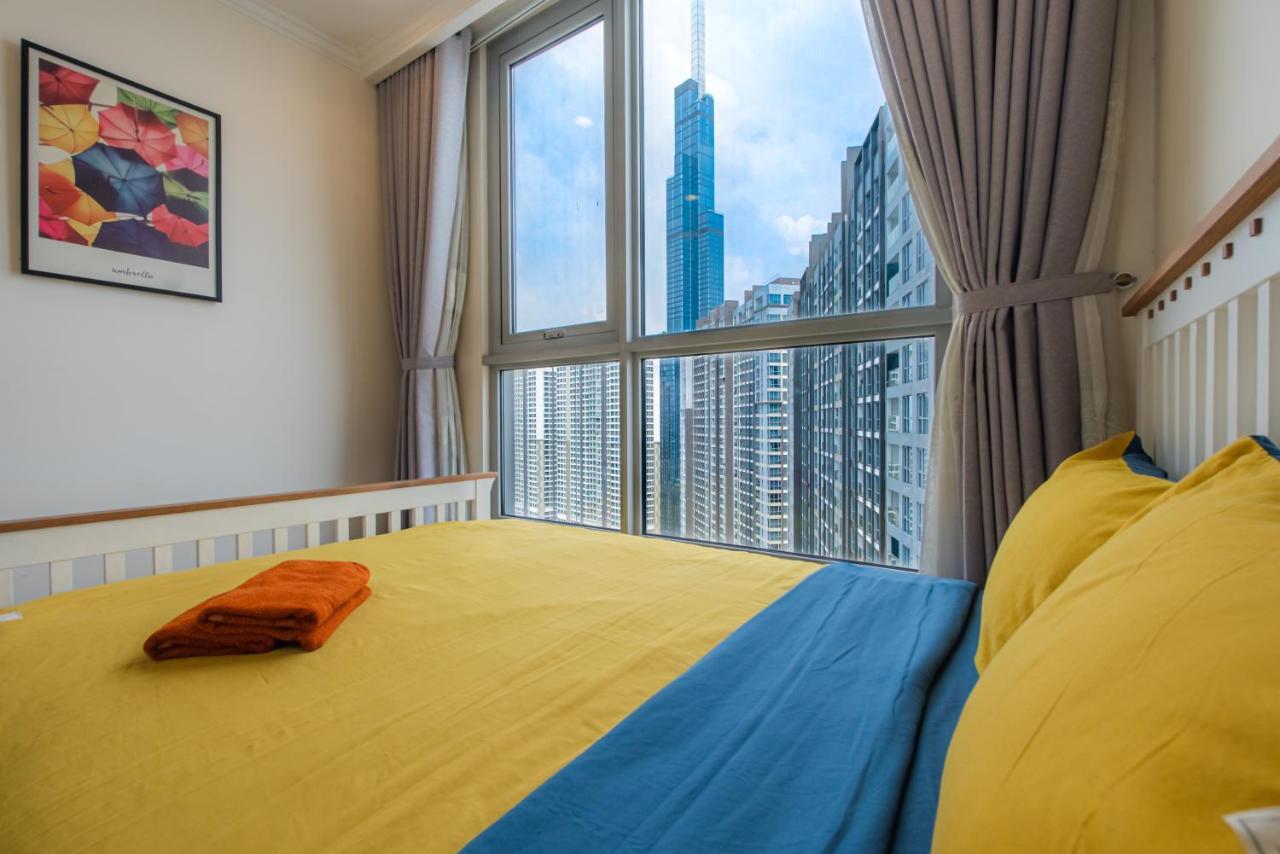 Moxy Hcmc Aparts - Vinhomes Central Park, Ice Rink Ho Şi Min Dış mekan fotoğraf