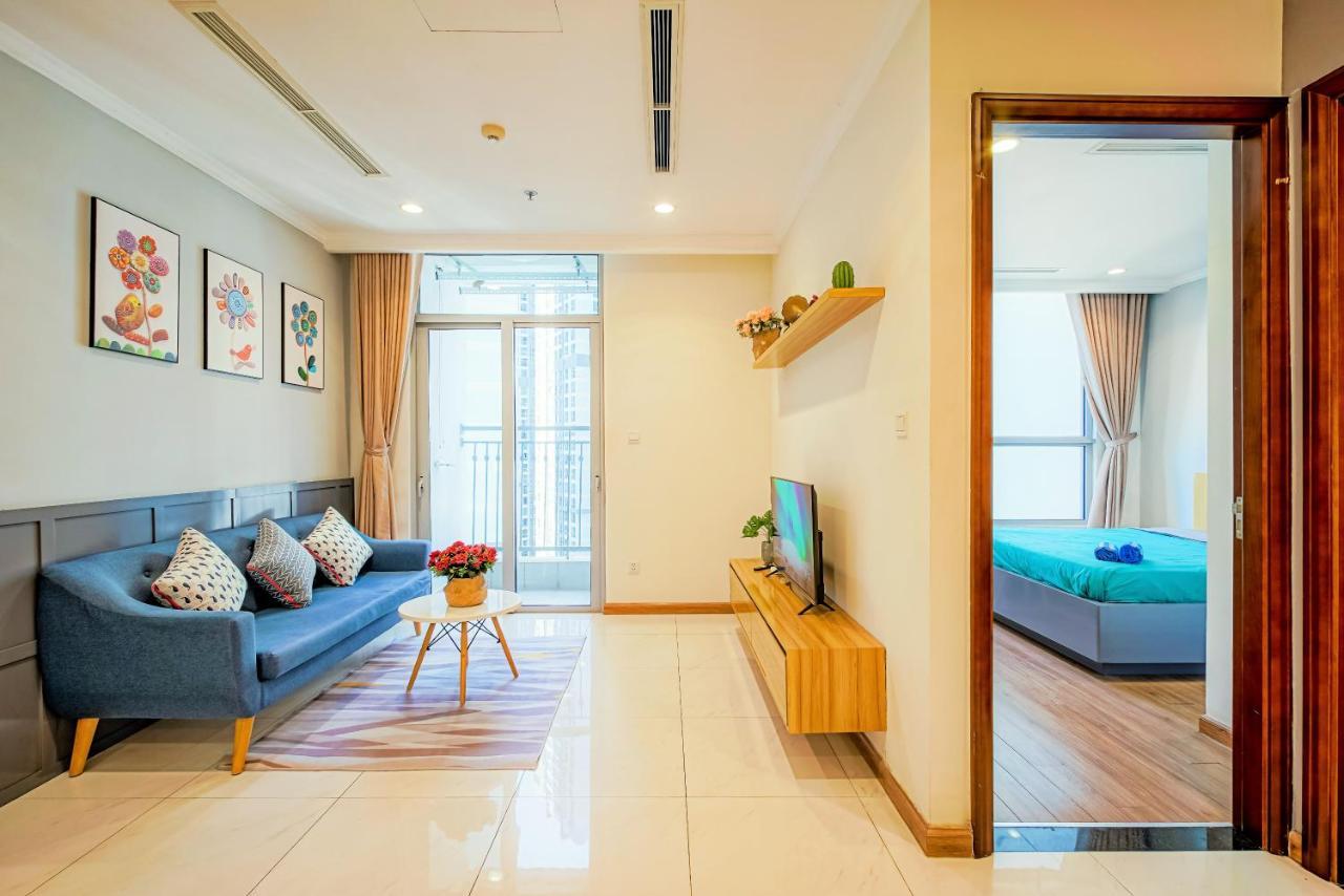 Moxy Hcmc Aparts - Vinhomes Central Park, Ice Rink Ho Şi Min Dış mekan fotoğraf